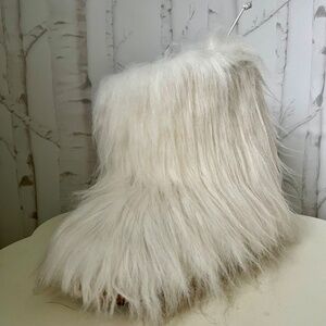 Fur Moon Boots